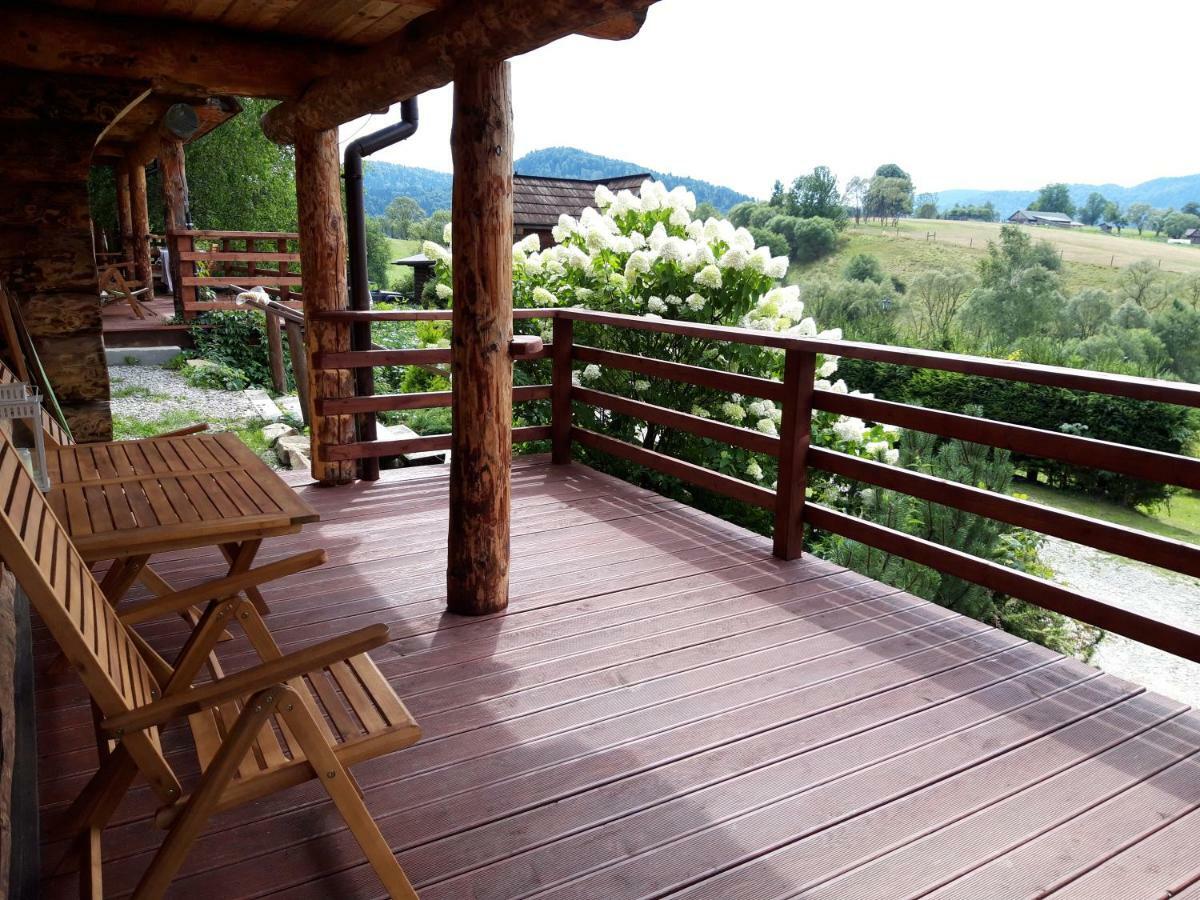Wilcza Jama - Domki Z Bali Lutowiska Exterior foto
